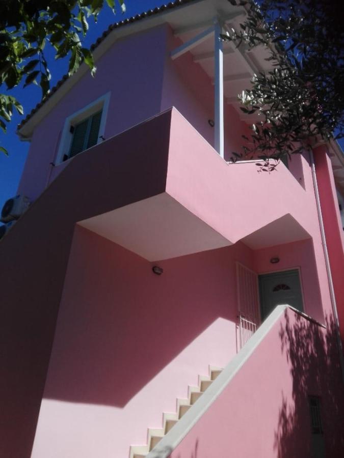 Zeus And Hera Apartments Nikiana Bagian luar foto