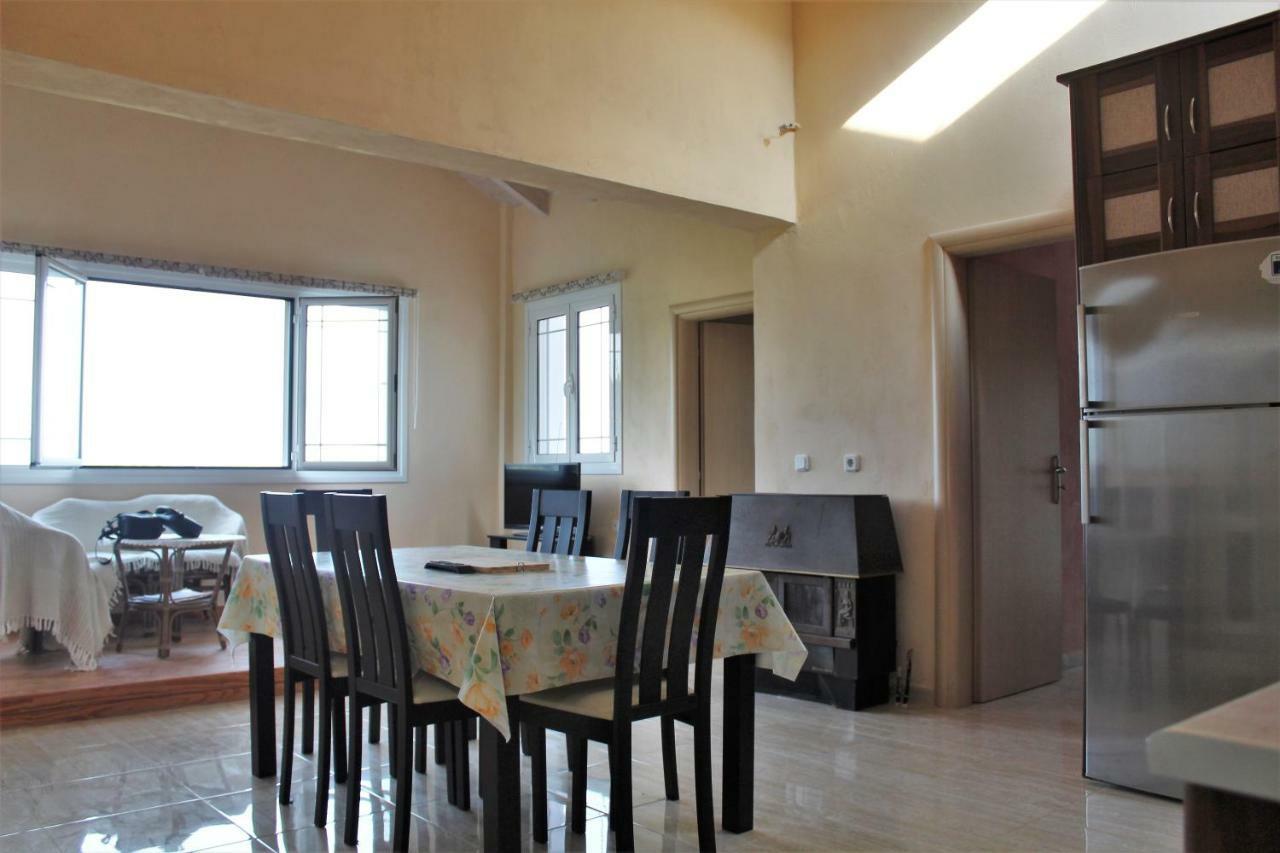 Zeus And Hera Apartments Nikiana Bagian luar foto