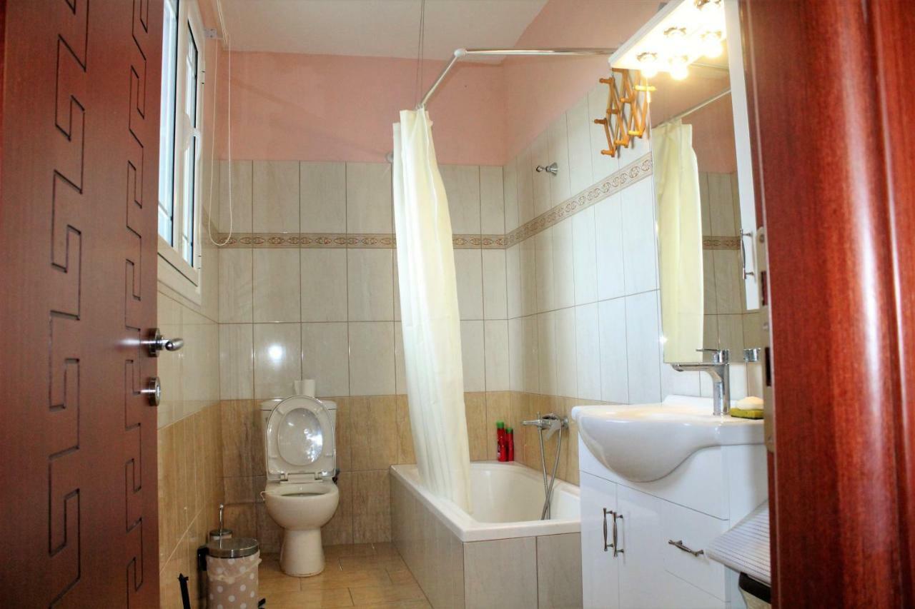 Zeus And Hera Apartments Nikiana Bagian luar foto